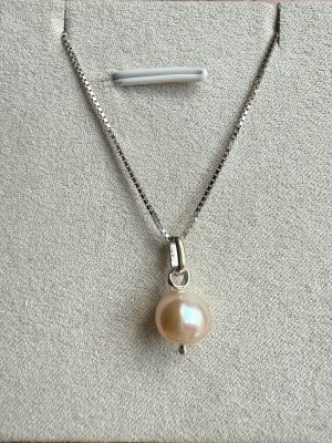 Pendentif Combative